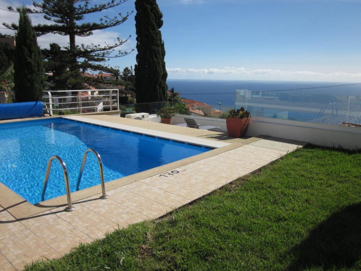 Villa Hansen In Garajau - Cristo Rei Caniço Buitenkant foto